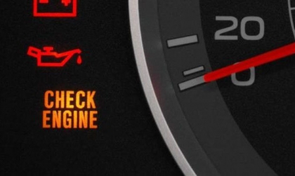 Toyota Innova 2009 - Bật điện xe thì máy báo lỗi các hệ thống là bị gì vậy?